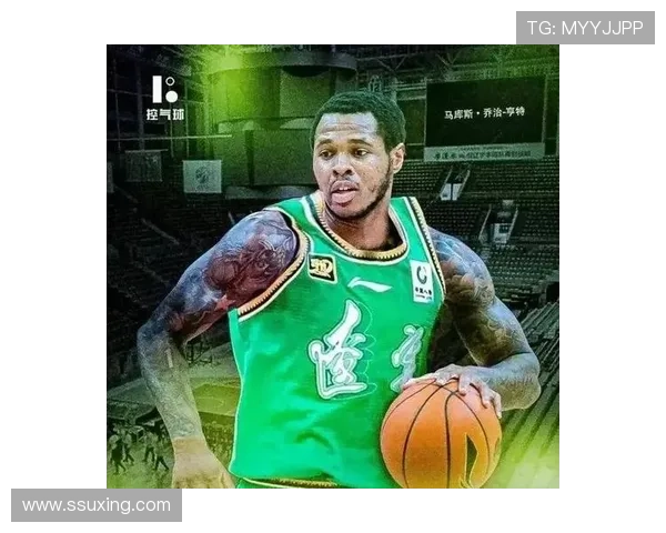 亨特首秀失灵攻守无功不如琼斯掌核