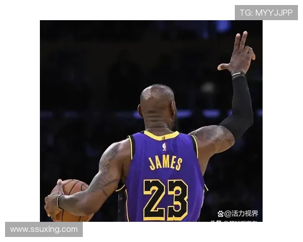 东詹55分难救湖人负快船德比